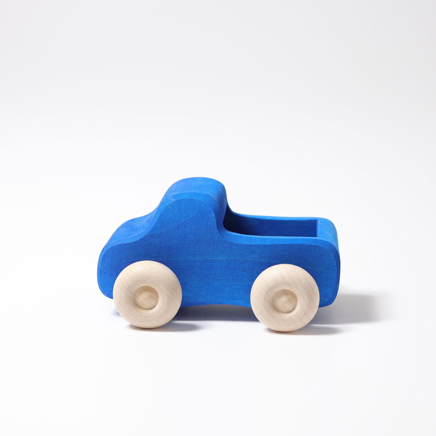 Kleiner Lastwagen blau von Grimm's Spiel und Holz Design · Bio Spielzeug
