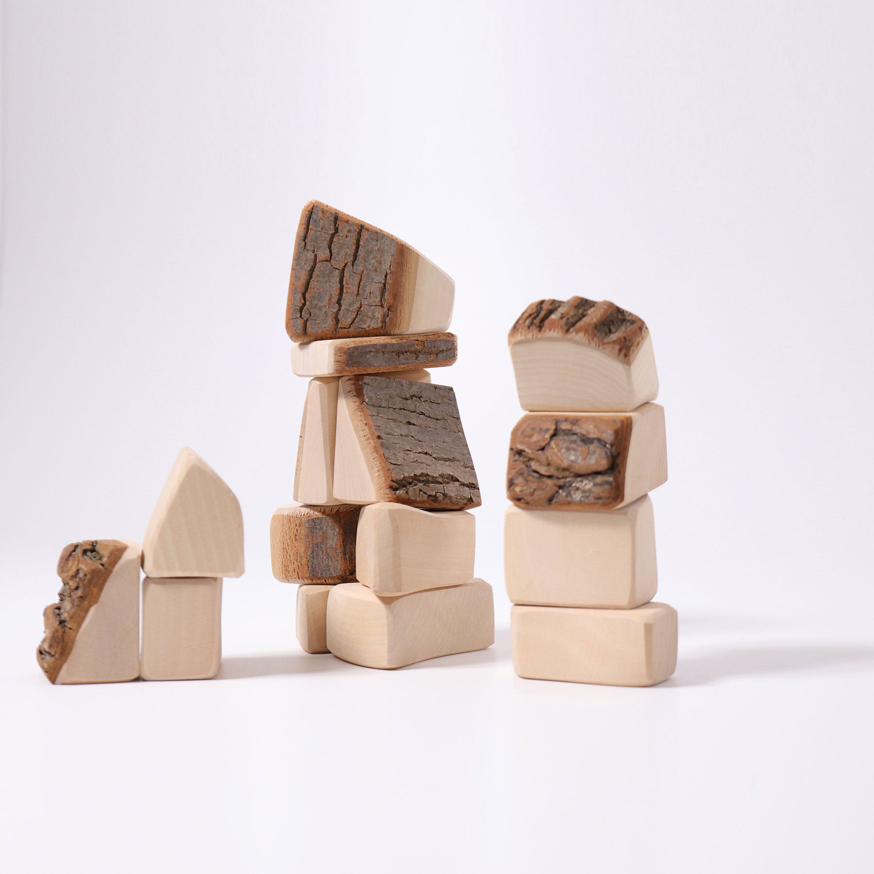 Rinden Bauklötze von Grimm's Spiel und Holz Design · Bio Spielzeug