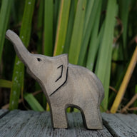 Holzwald Holzfigur Elefant klein