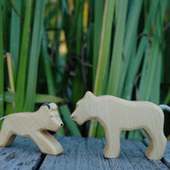 Holzwald Holzfigur Löwe klein