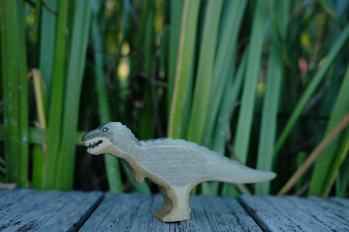 Holzwald Holzfigur Tyrannosaurus Rex