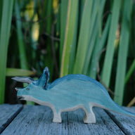 Holzwald Holzfigur Triceratops