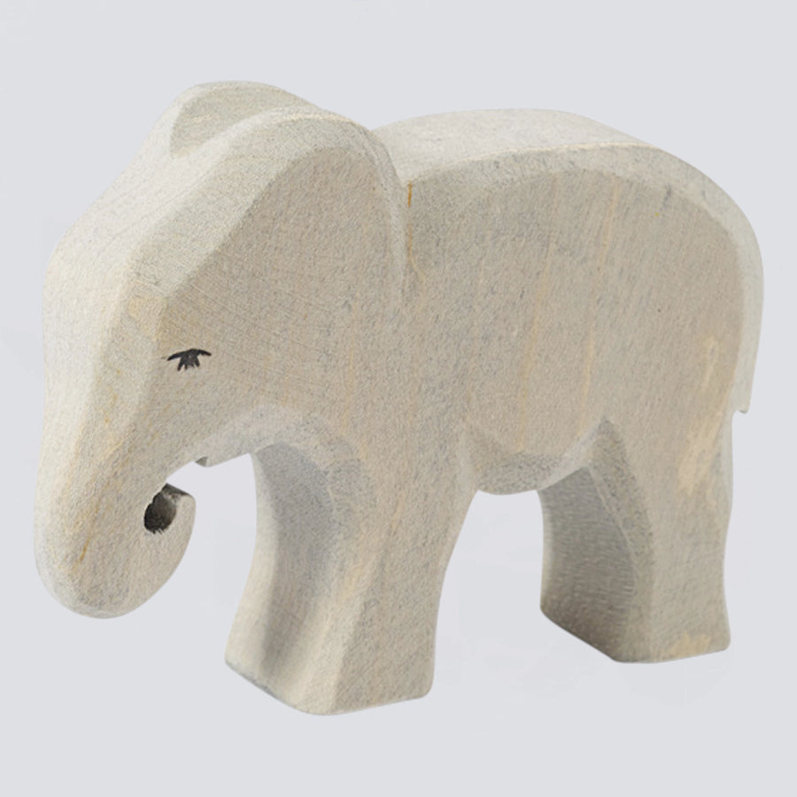 Ostheimer Holzfigur Elefant klein fressend