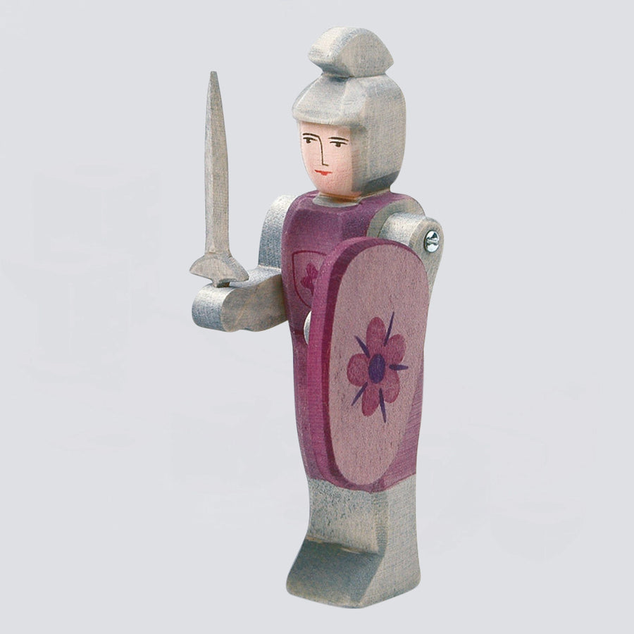 Ostheimer Holzfigur Ritter stehend rot