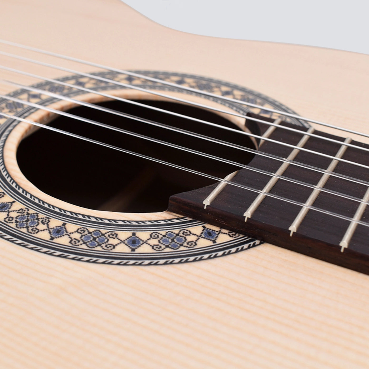 VOLT Konzertgitarre Sevilla KG-5000 (3/4, offenporig)