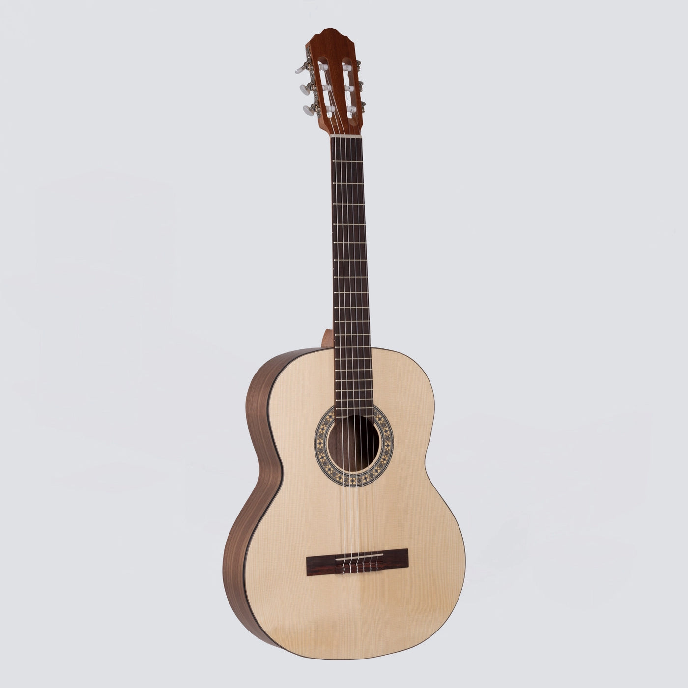 VOLT Konzertgitarre Sevilla KG-5000 (4/4, offenporig, Sattelbreite 52mm)