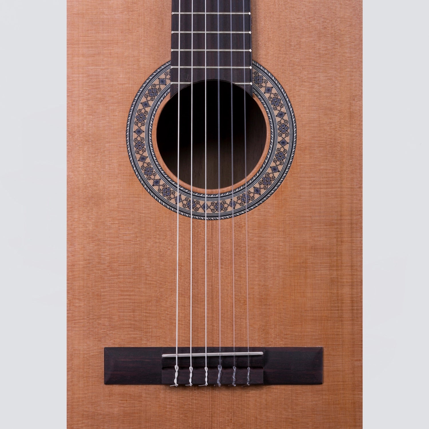 VOLT Konzertgitarre Sevilla KG-6000 (1/2, offenporig)