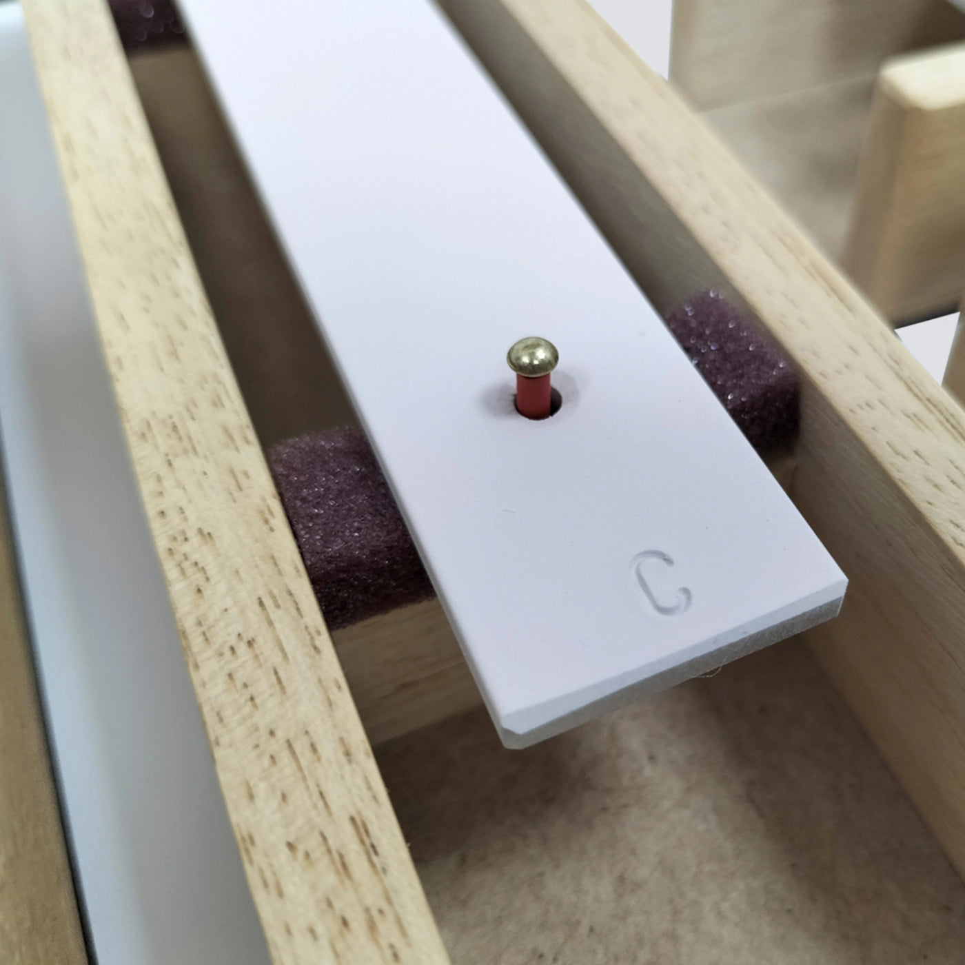 Solventuri Monophone MFN-1018b