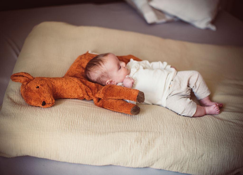 Senger_Naturwelt_Kuscheltier_Reh_klein_Y21056_05