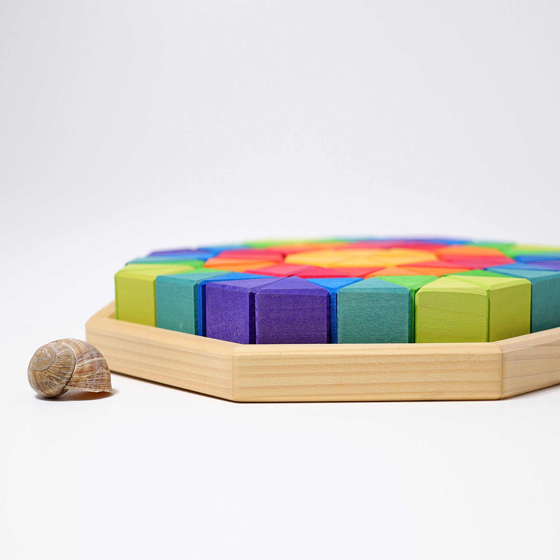 bio-spielzeug_grimms_43280_grosses_achteck_v1