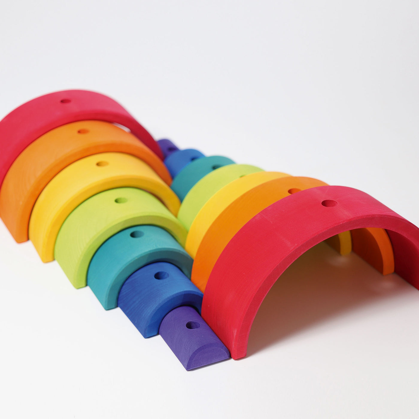 bio-spielzeug_grimms_holzspielzeug_11200_steckturm_regenbogen_v3