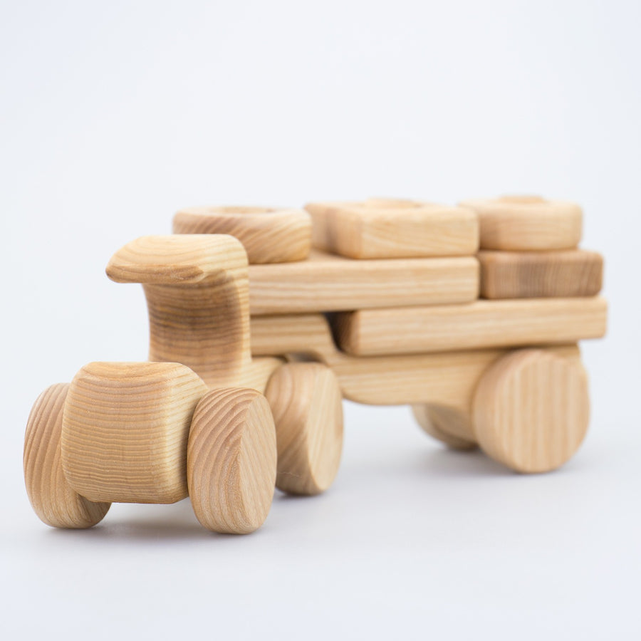 bio-spielzeug_lotes_toys_holz_lkw_modern_zum_stecken_02