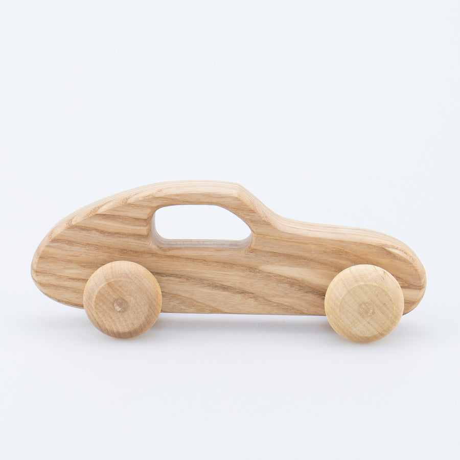 Rennauto aus Holz