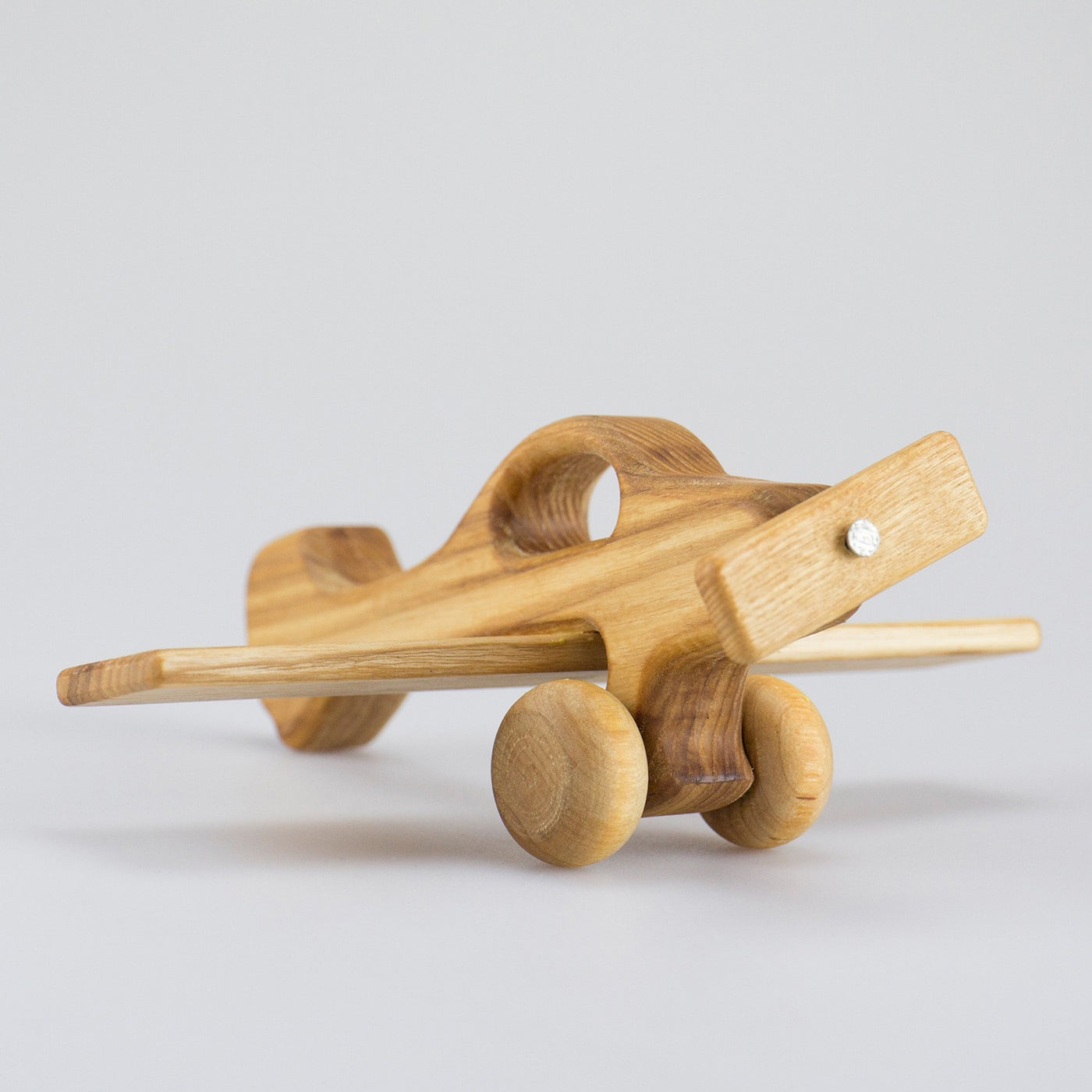 bio-spielzeug_lotes_toys_sportflugzeug_aus_holz_01