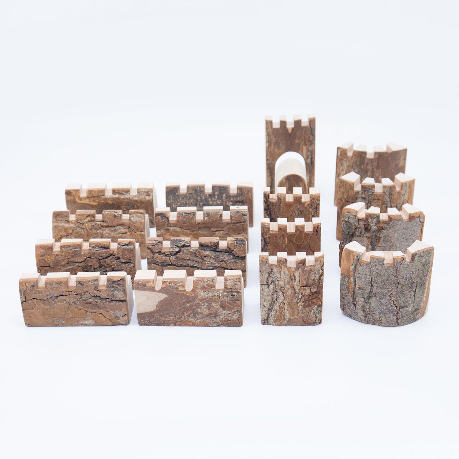 bio-spielzeug_magicwood_ritterburg_burgwall_5-8cm_hoch_01