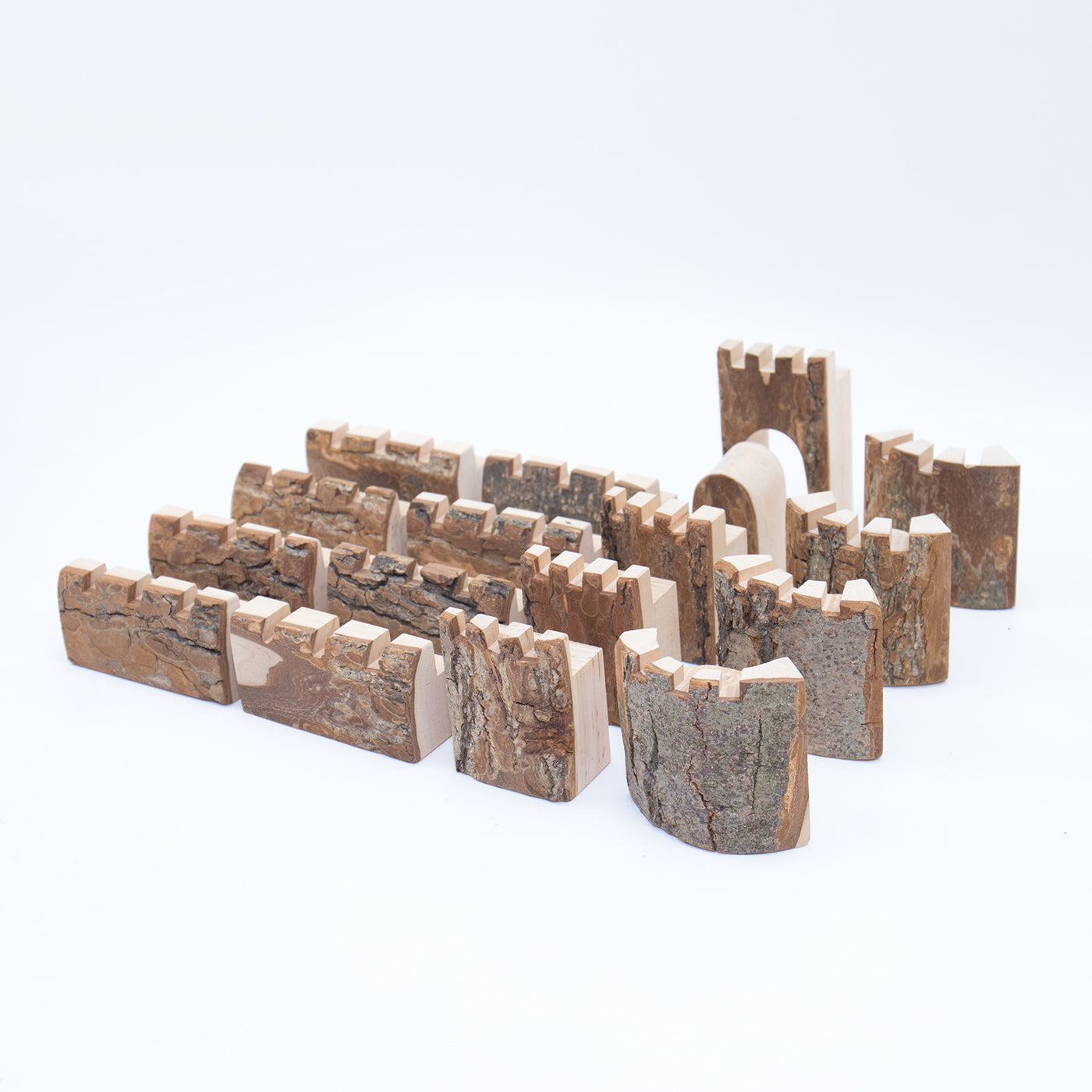 bio-spielzeug_magicwood_ritterburg_burgwall_5-8cm_hoch_02