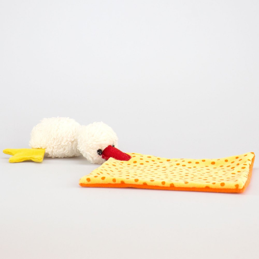 bio-spielzeug_plue_natur_kuscheltuch_ente_tapsy_orange_04