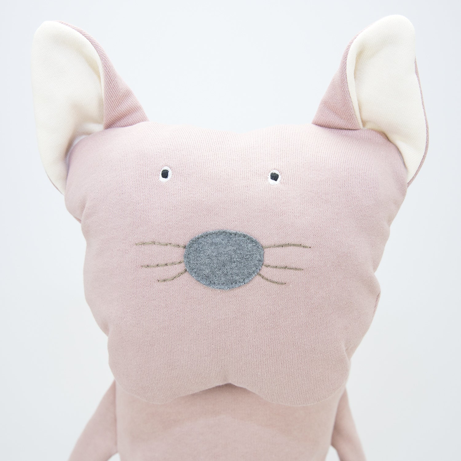 bio-spielzeug_wooly_organic_backyard_family_katze_rosa_04