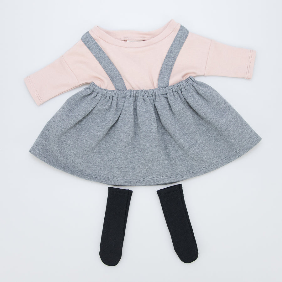 Kleidung für Riesen-Kuscheltiere von Wooly Organic - Trägerrock grau
