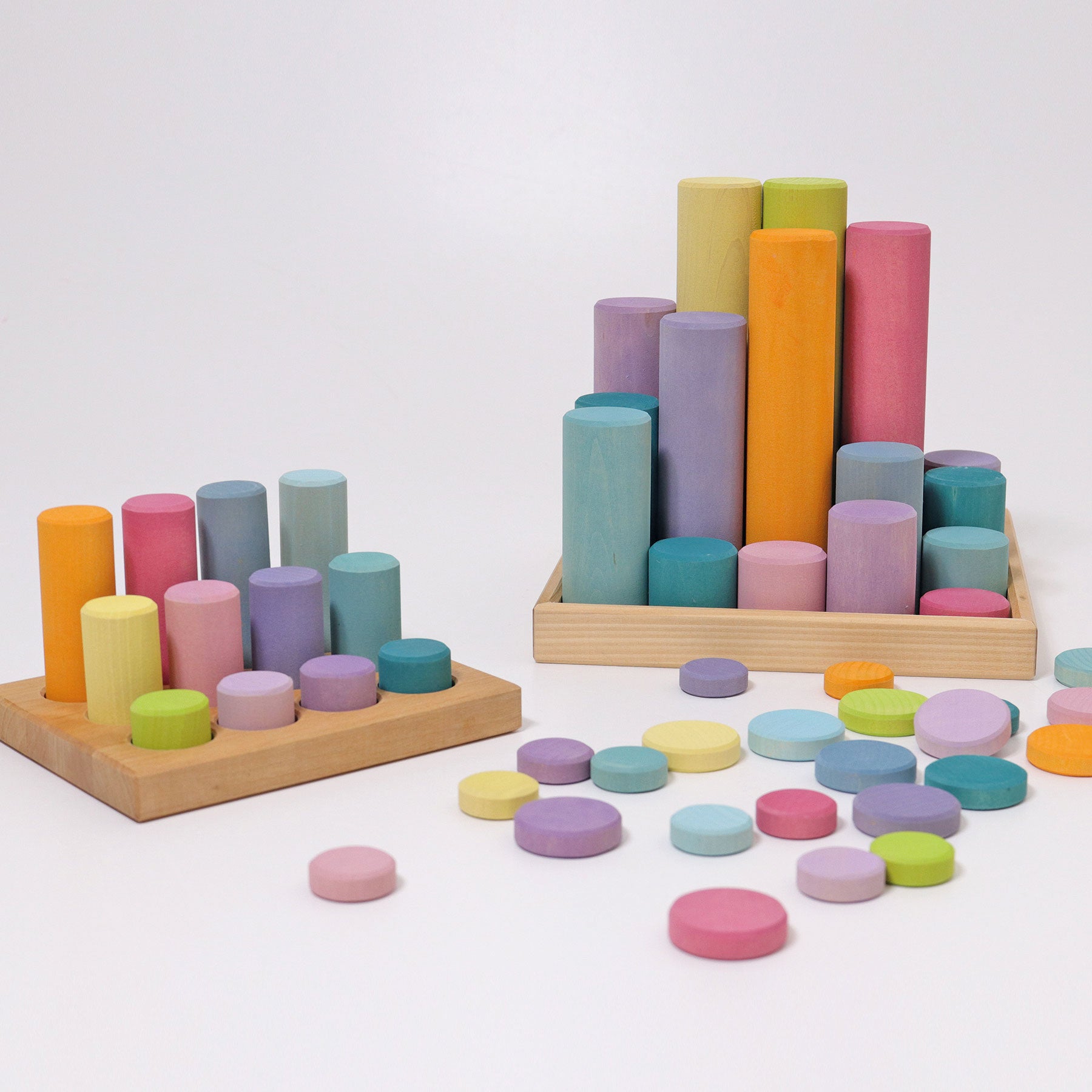 bio_spielzeug_grimm-s_spiel_und_holz_design_10172_grosse_bauwalzen_pastell_06