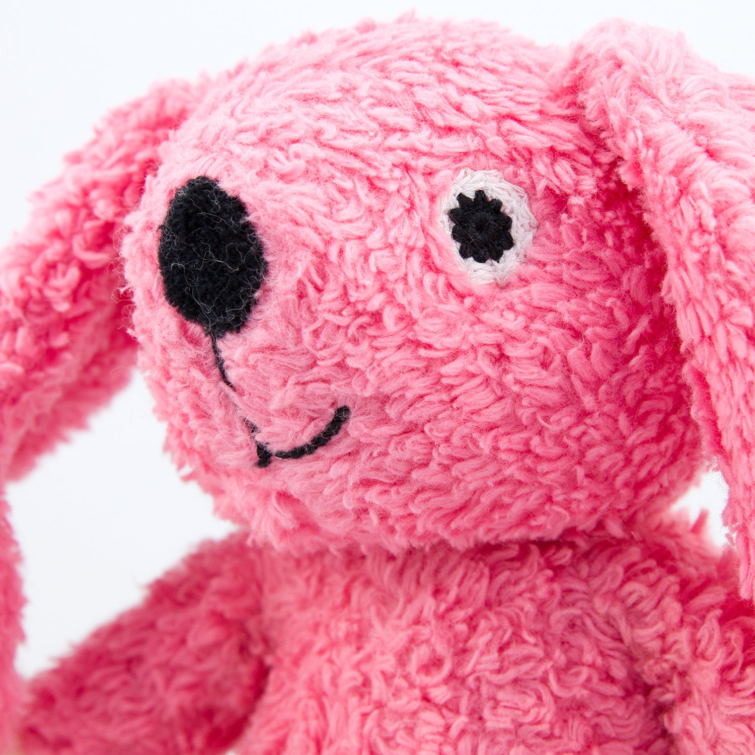 naturezoo_kuscheltier_hase_klein_pink_bio-baumwollpl-sch_04